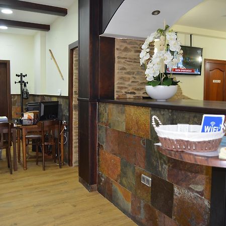 Albergue Del Peregrino Arzúa Eksteriør billede